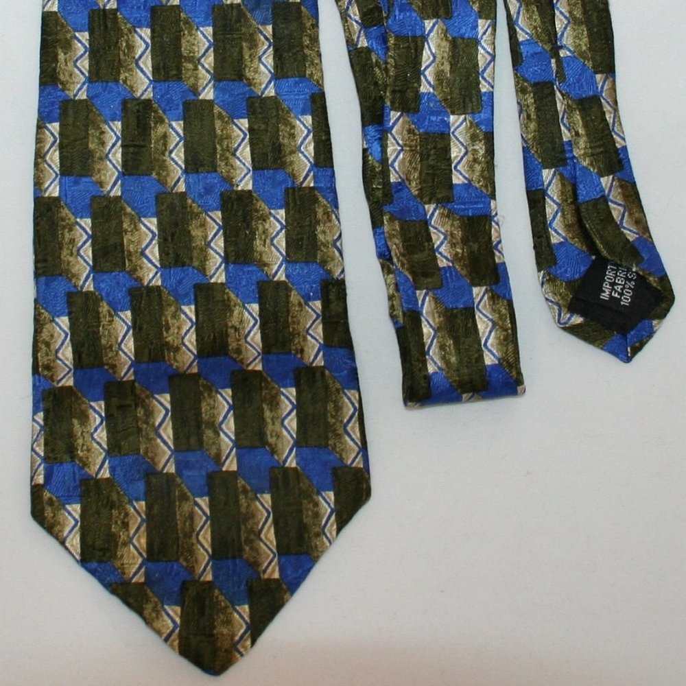 Geoffrey Beene Geometric Silk Tie